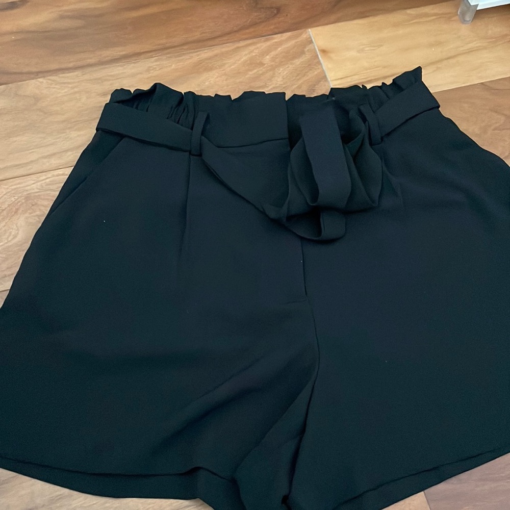 H&m brand new shorts